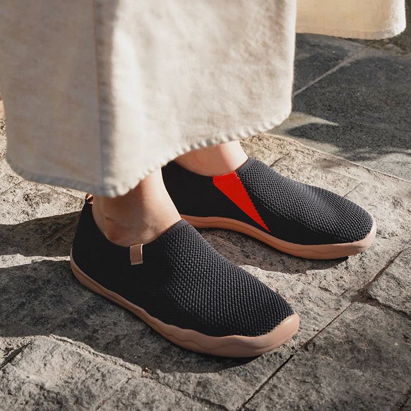 Dark Black Toledo I Women