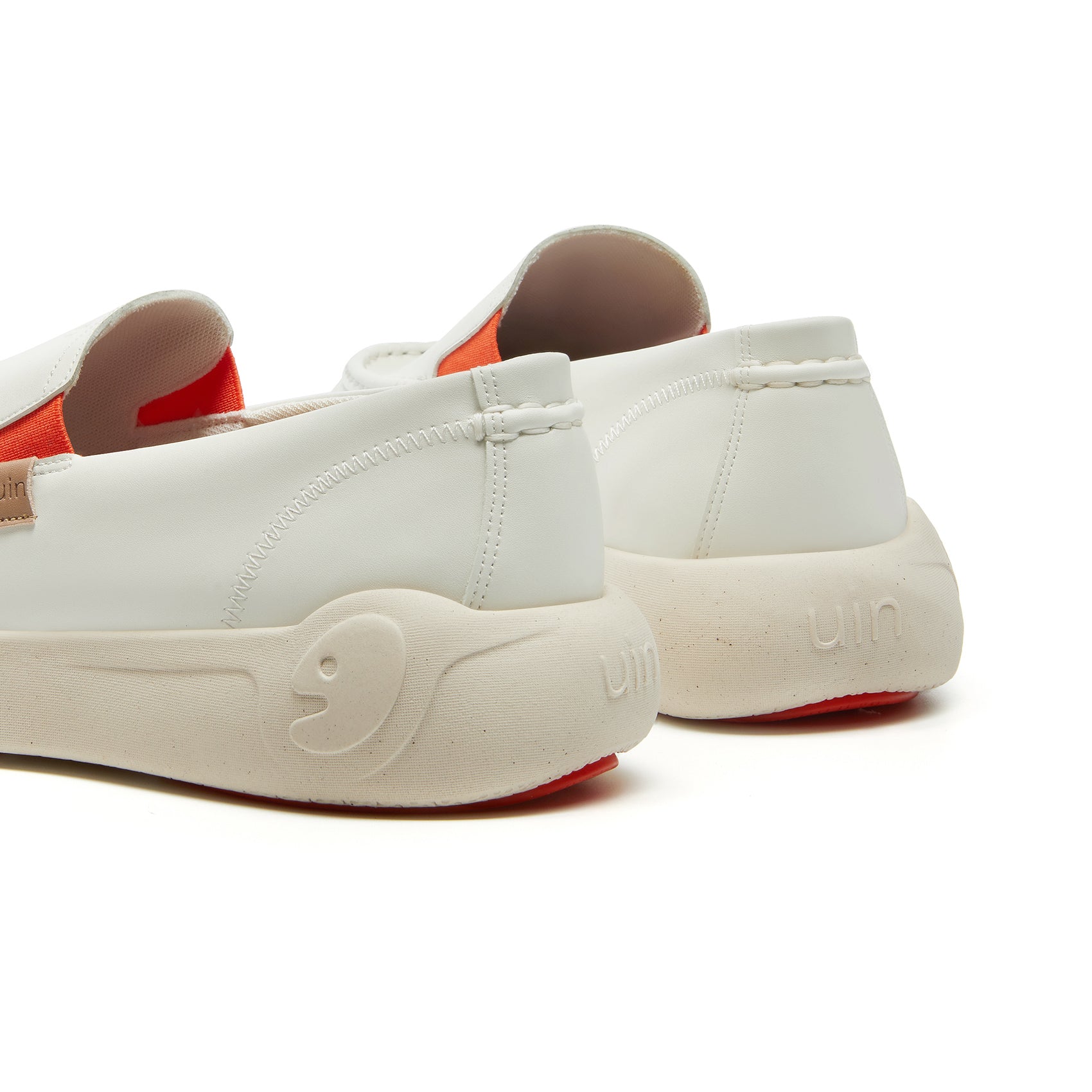 Cloud Feather White Güell 5 Men