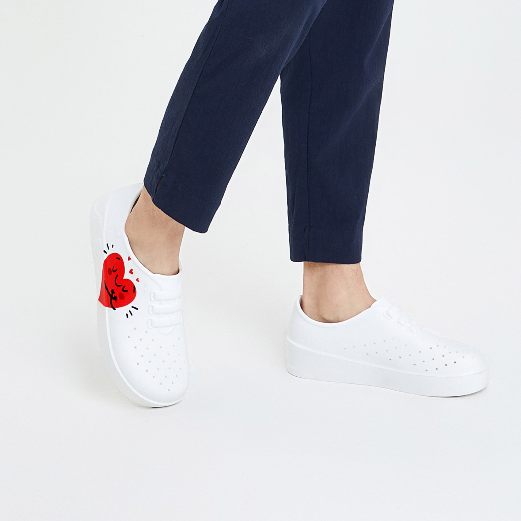 عانقني يا رجل تينيريفي الثاني