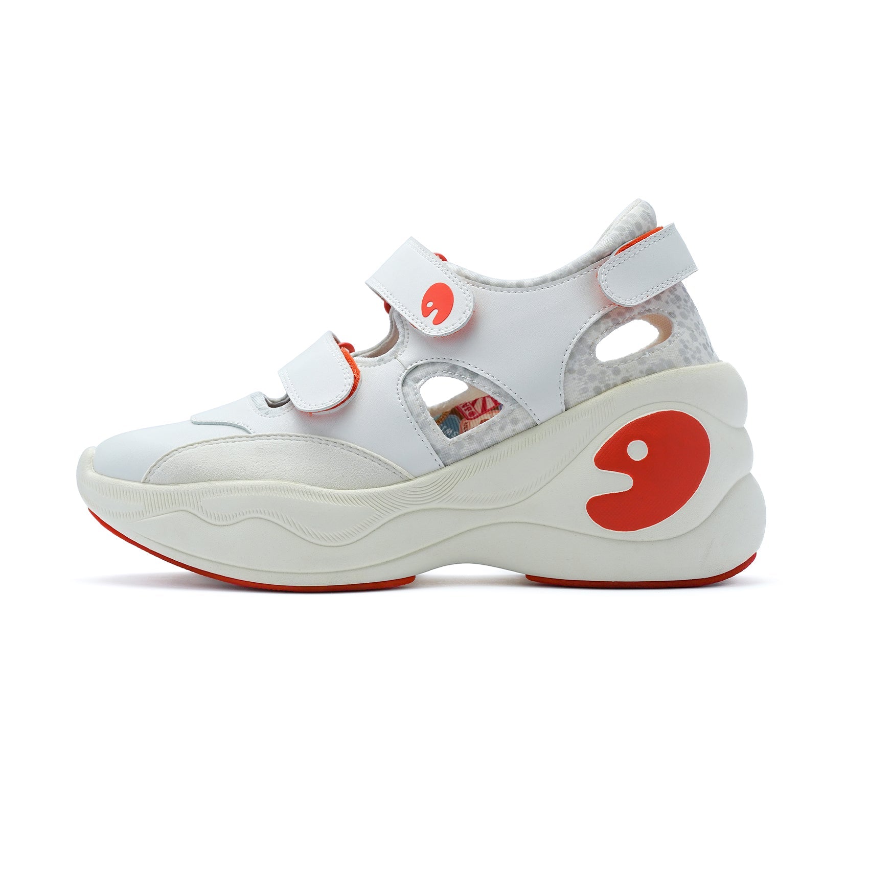 Lugo 3 - Isabelline Women