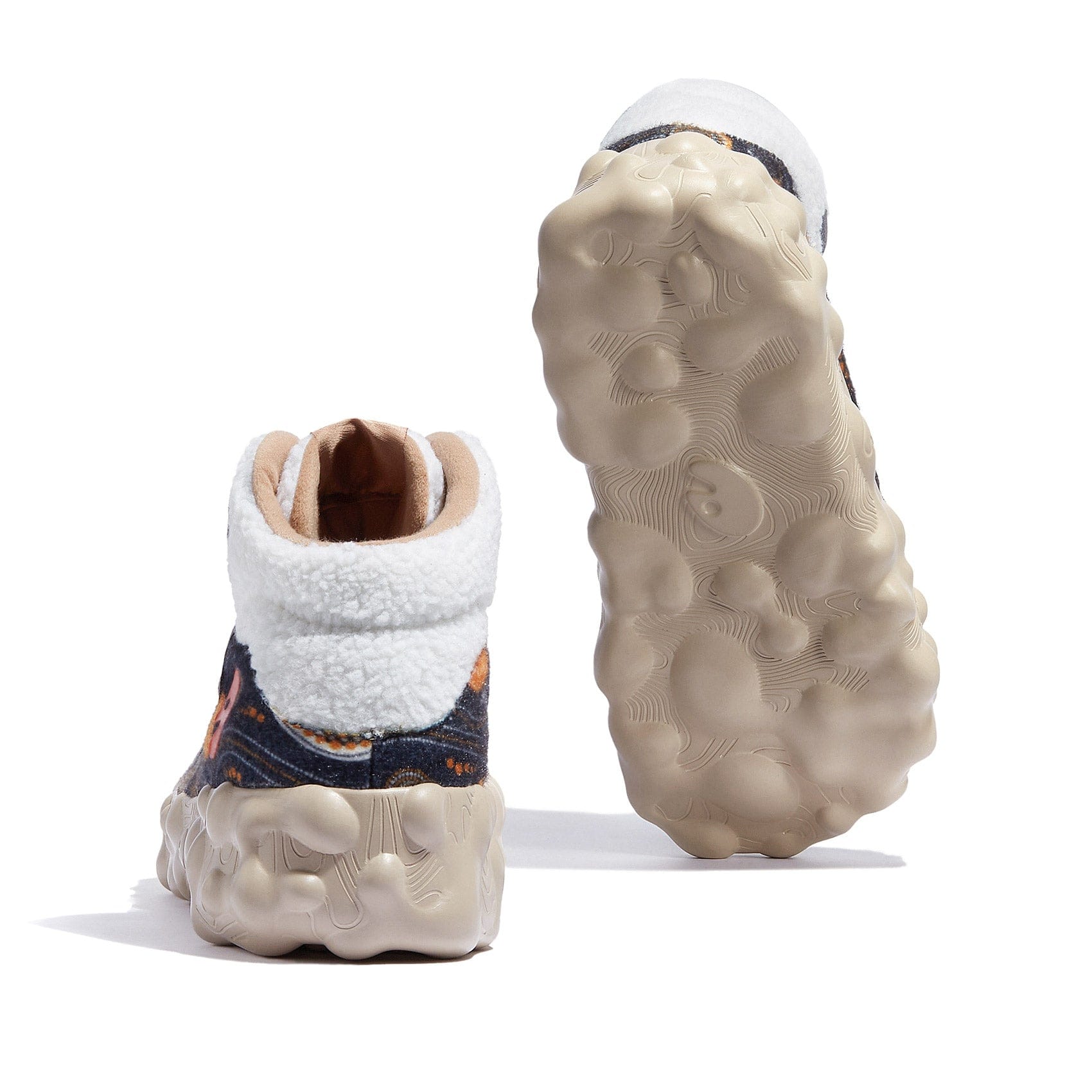 UIN Footwear Women Ancient Echo Figueras III Women Canvas loafers