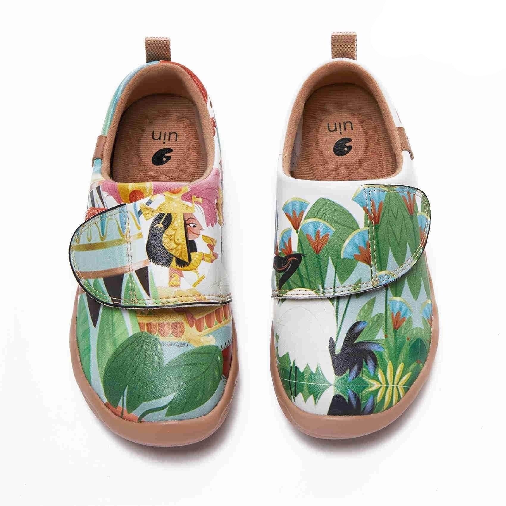 UIN Footwear Kid (Pre-sale) Royal Queen Kid Canvas loafers