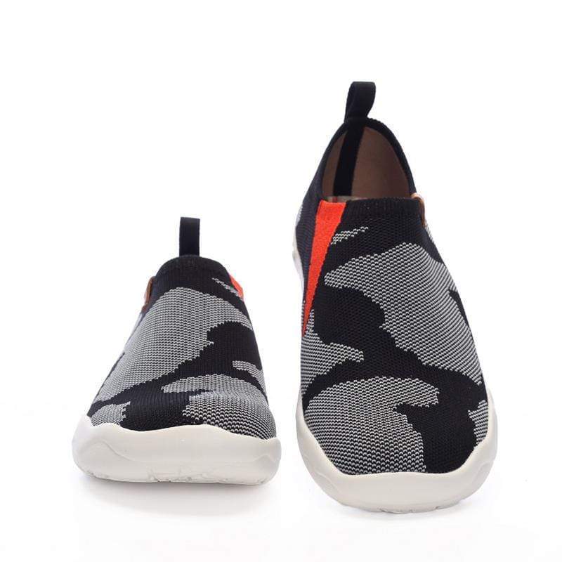UIN Footwear Men Zebra Canvas loafers