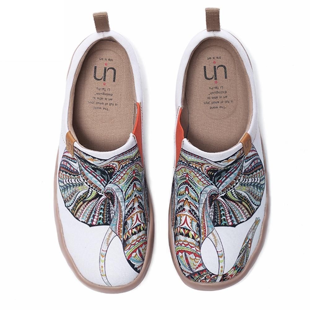 UIN Footwear Women Elephant Exotic Canvas Slip-ons Canvas loafers