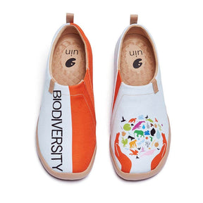 UIN Footwear Women Hopeful World Canvas loafers