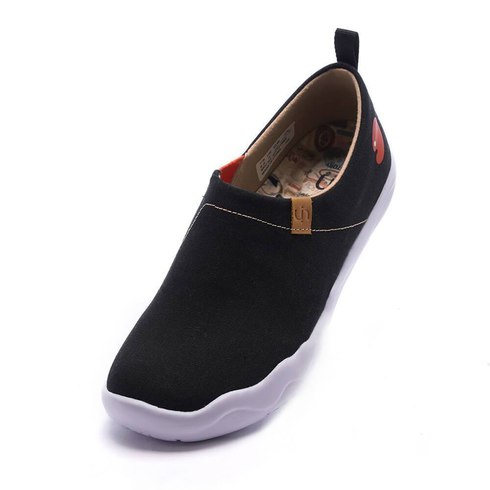 UIN Footwear Women Toledo Black Canvas loafers